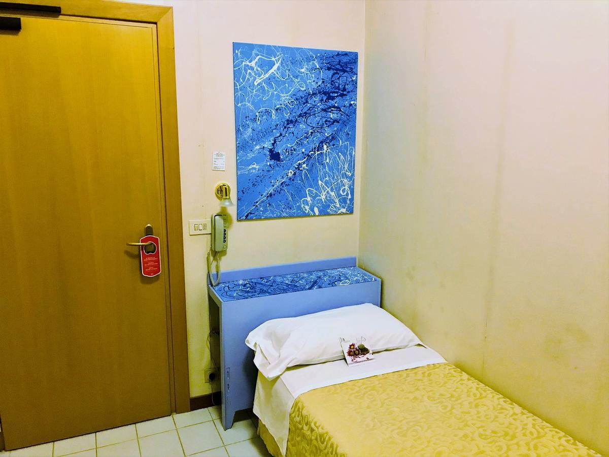 Hotel Astoria & Ninfea Spa Фиуджи Екстериор снимка