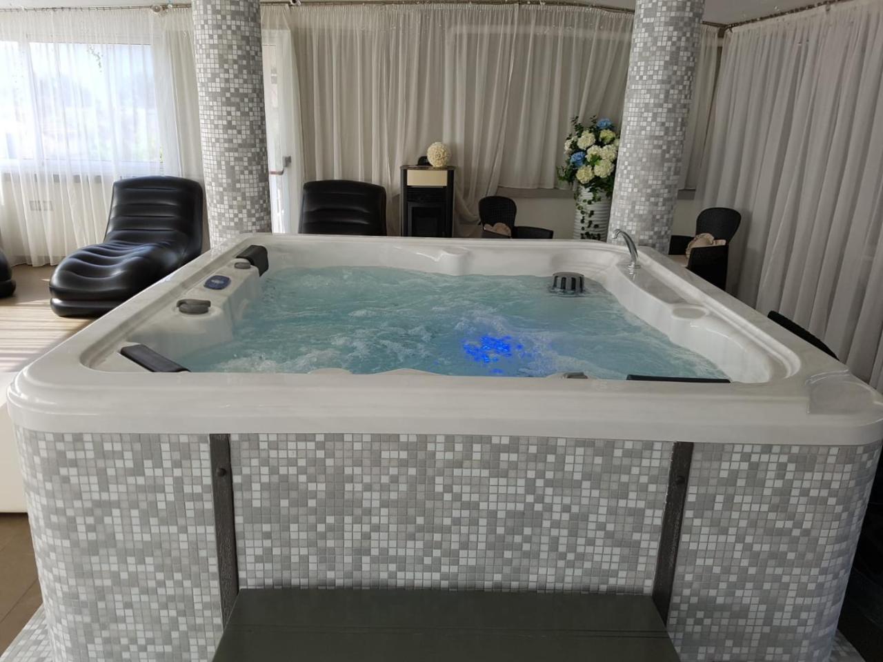 Hotel Astoria & Ninfea Spa Фиуджи Екстериор снимка
